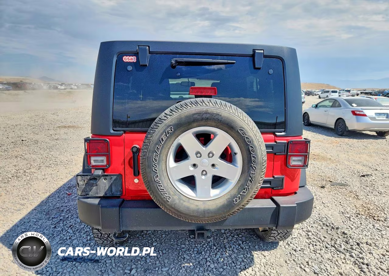 2013 Jeep Wrangler Unlimited Sport VIN:1C4BJWDG0DL669714 - 6