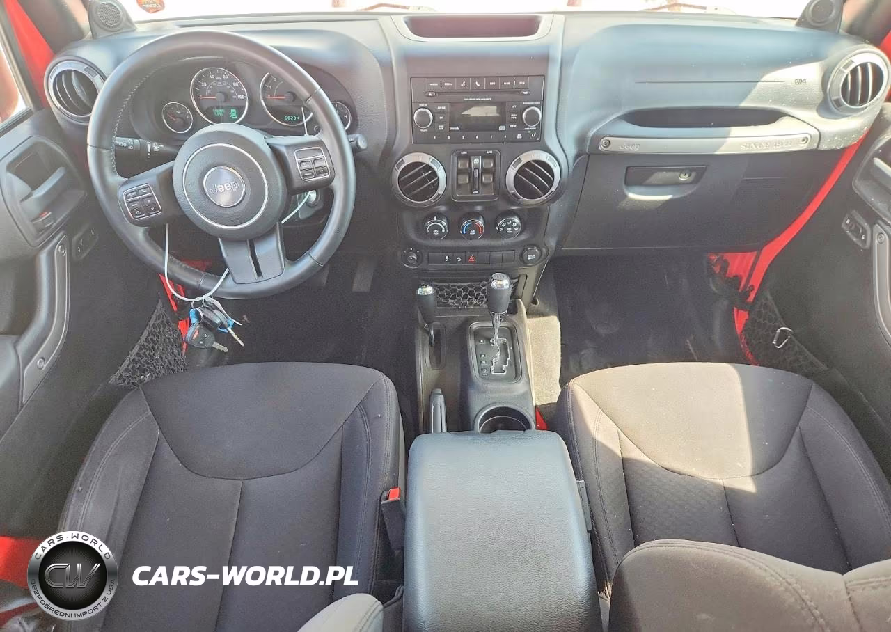 2013 Jeep Wrangler Unlimited Sport VIN:1C4BJWDG0DL669714 - 8