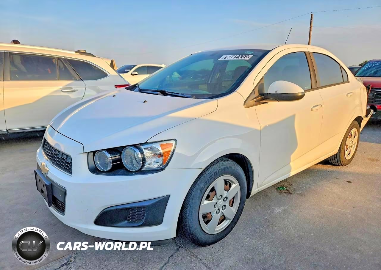 2016 Chevrolet Sonic Ls – zdjęcie 1 z 12