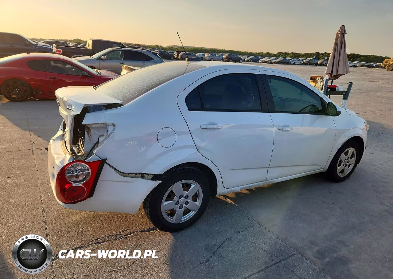2016 Chevrolet Sonic Ls VIN:1G1JA5SH0G4126324 - 3