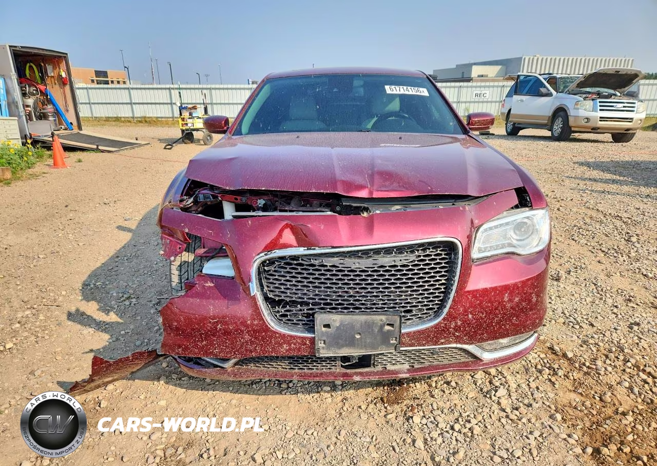 2021 Chrysler 300 Touring VIN:2C3CCARG9MH551026 - 5