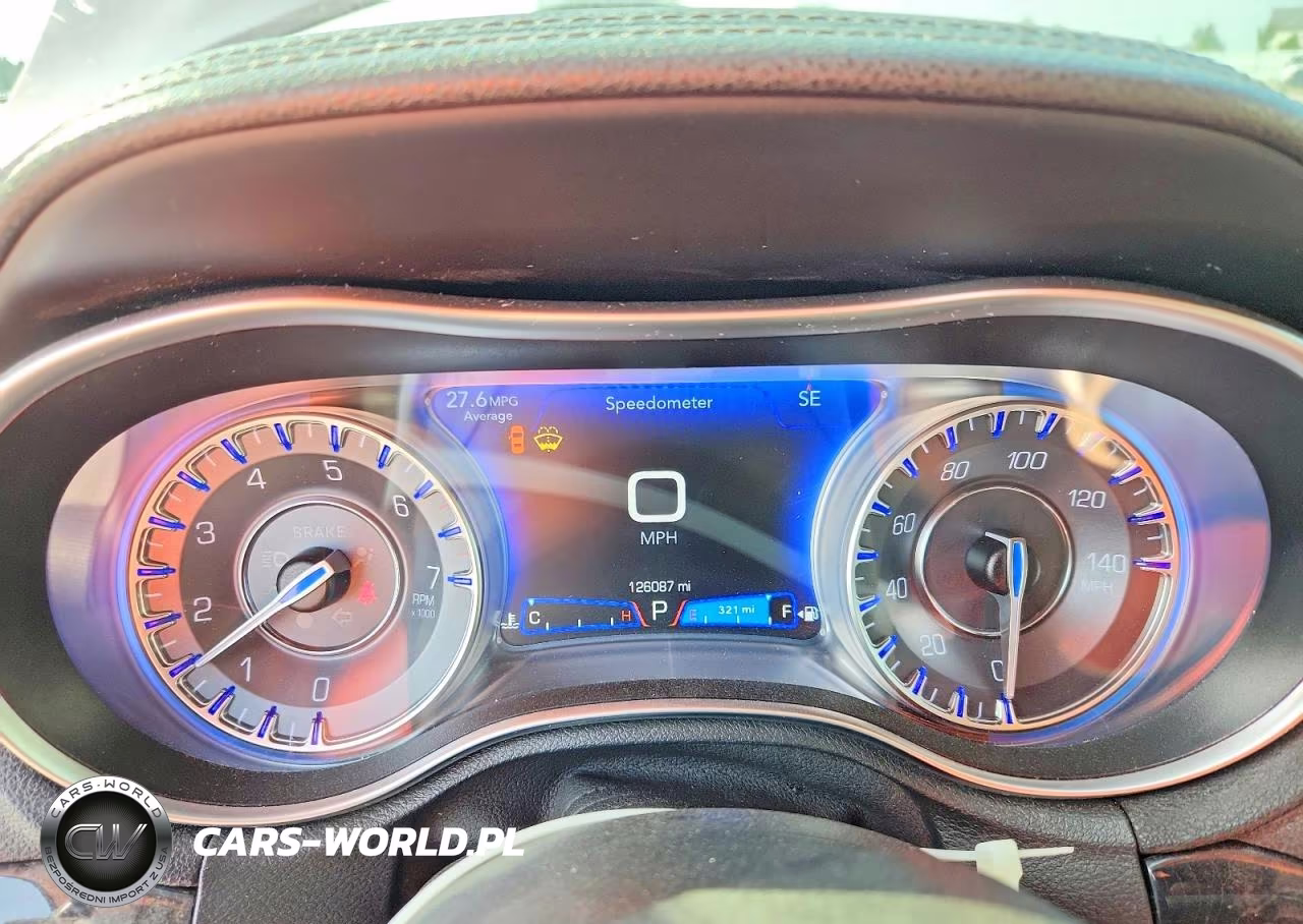2021 Chrysler 300 Touring VIN:2C3CCARG9MH551026 - 9