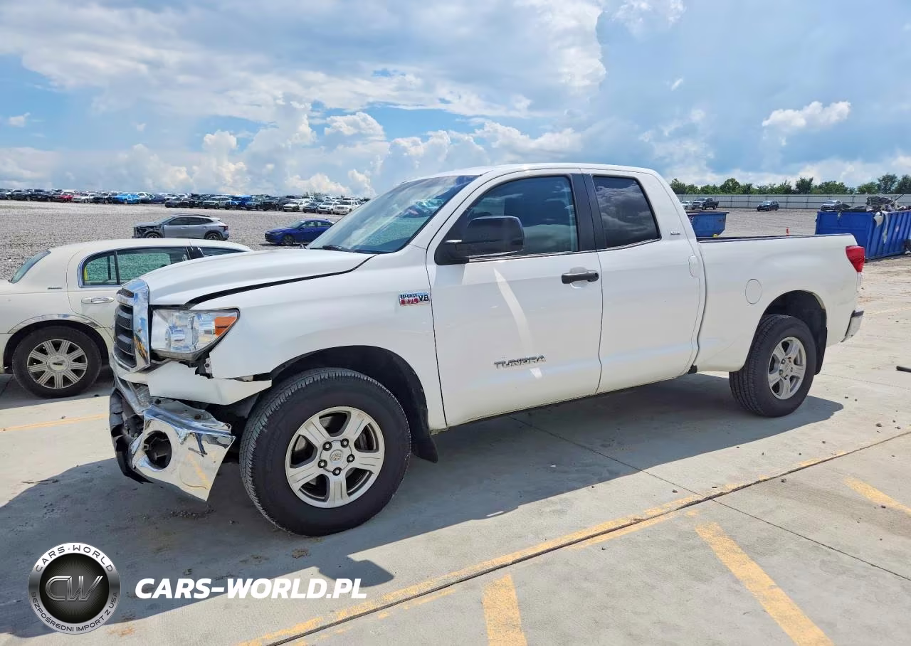 2013 Toyota Tundra Double Cab Sr5 – zdjęcie 1 z 12