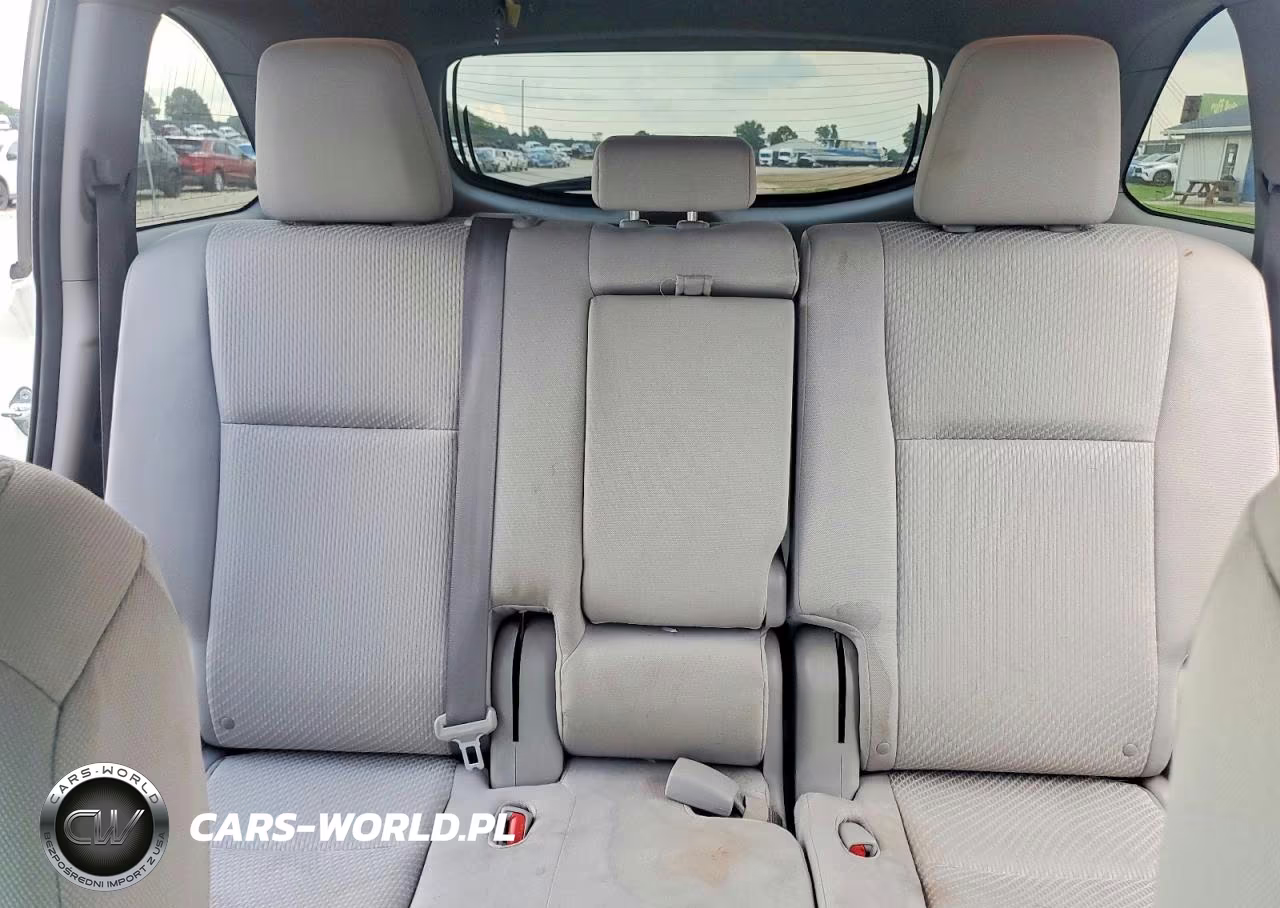 2015 Toyota Highlander Le VIN:5TDZKRFH8FS055773 - 10