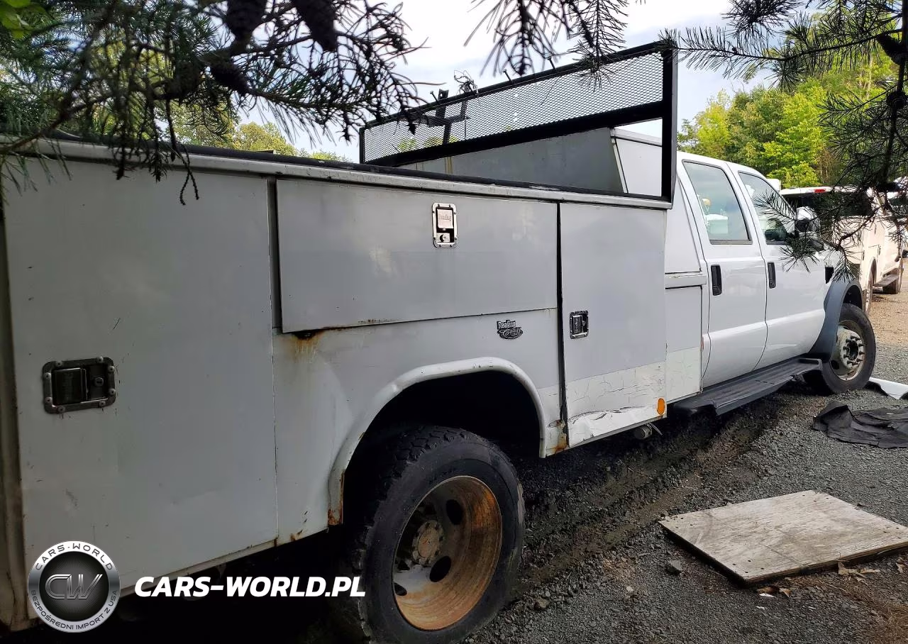 2008 Ford F550 Super Duty VIN:1FDAW57R28ED18281 - 3