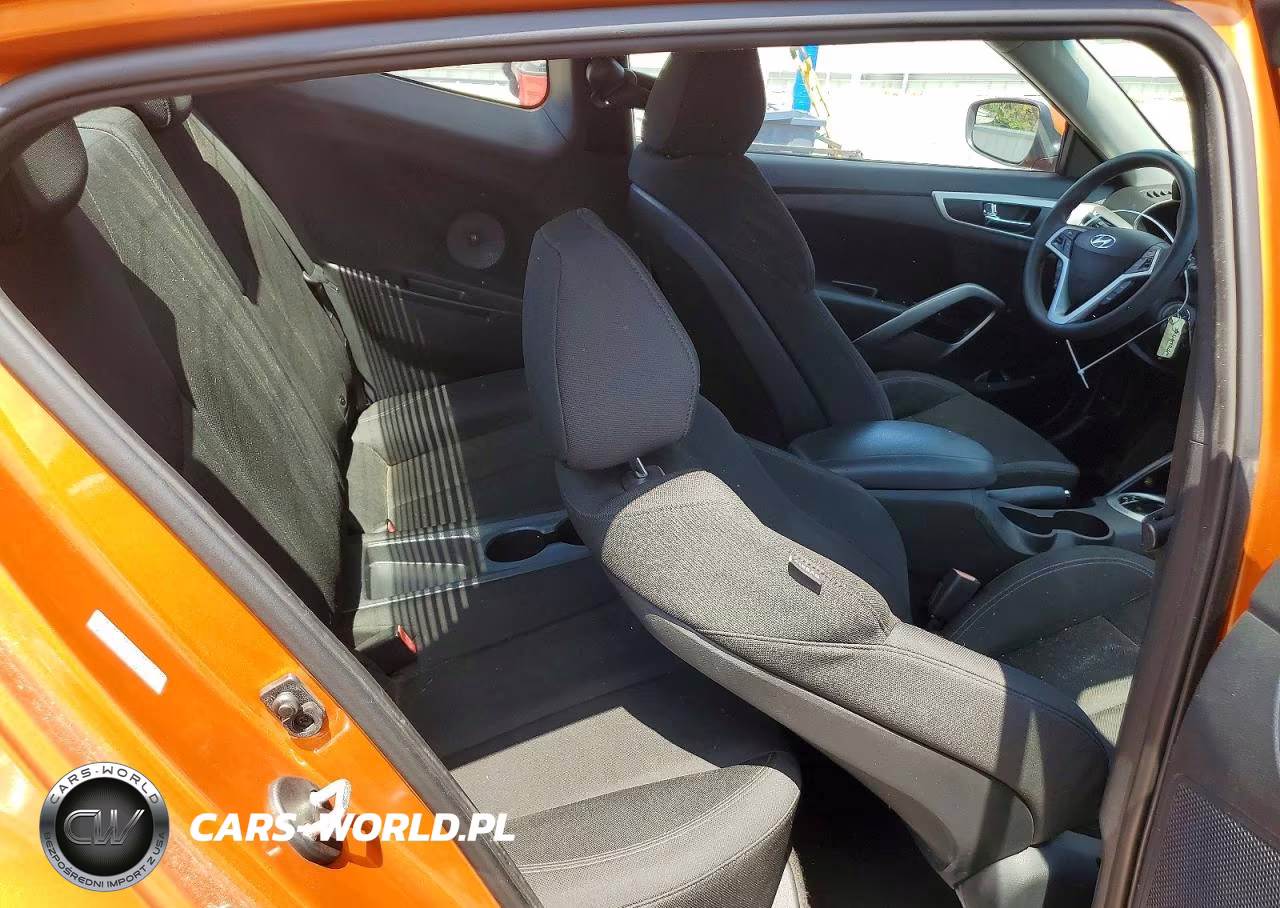 2016 Hyundai Veloster Base VIN:KMHTC6AD6GU298710 - 10
