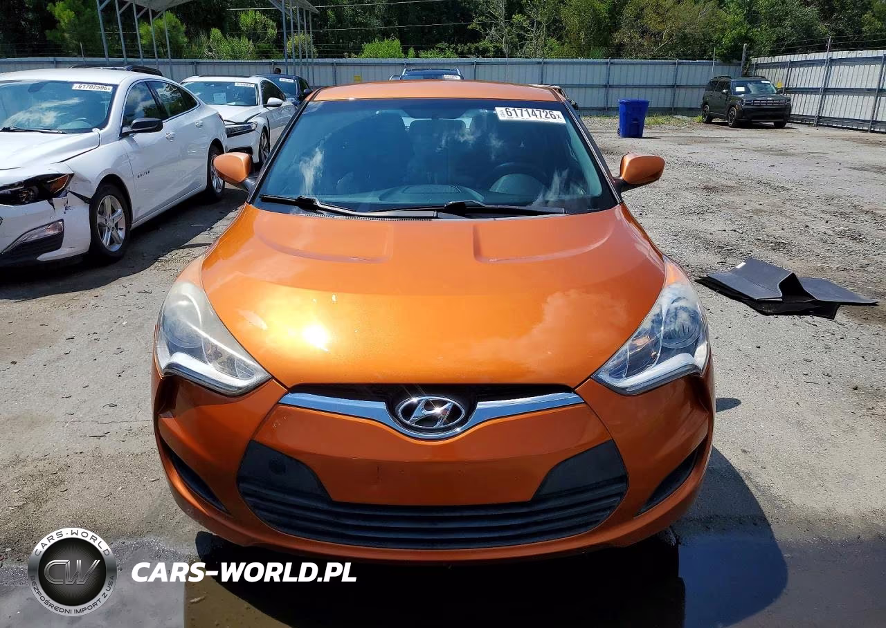 2016 Hyundai Veloster Base VIN:KMHTC6AD6GU298710 - 5