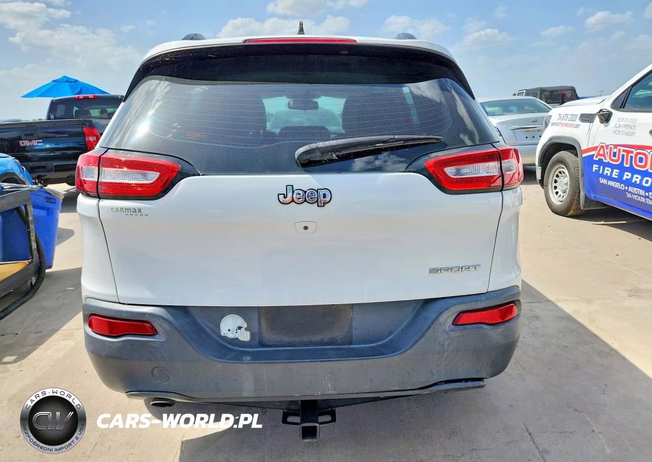 2015 Jeep Cherokee Sport VIN:1C4PJLAB0FW782173 - 6
