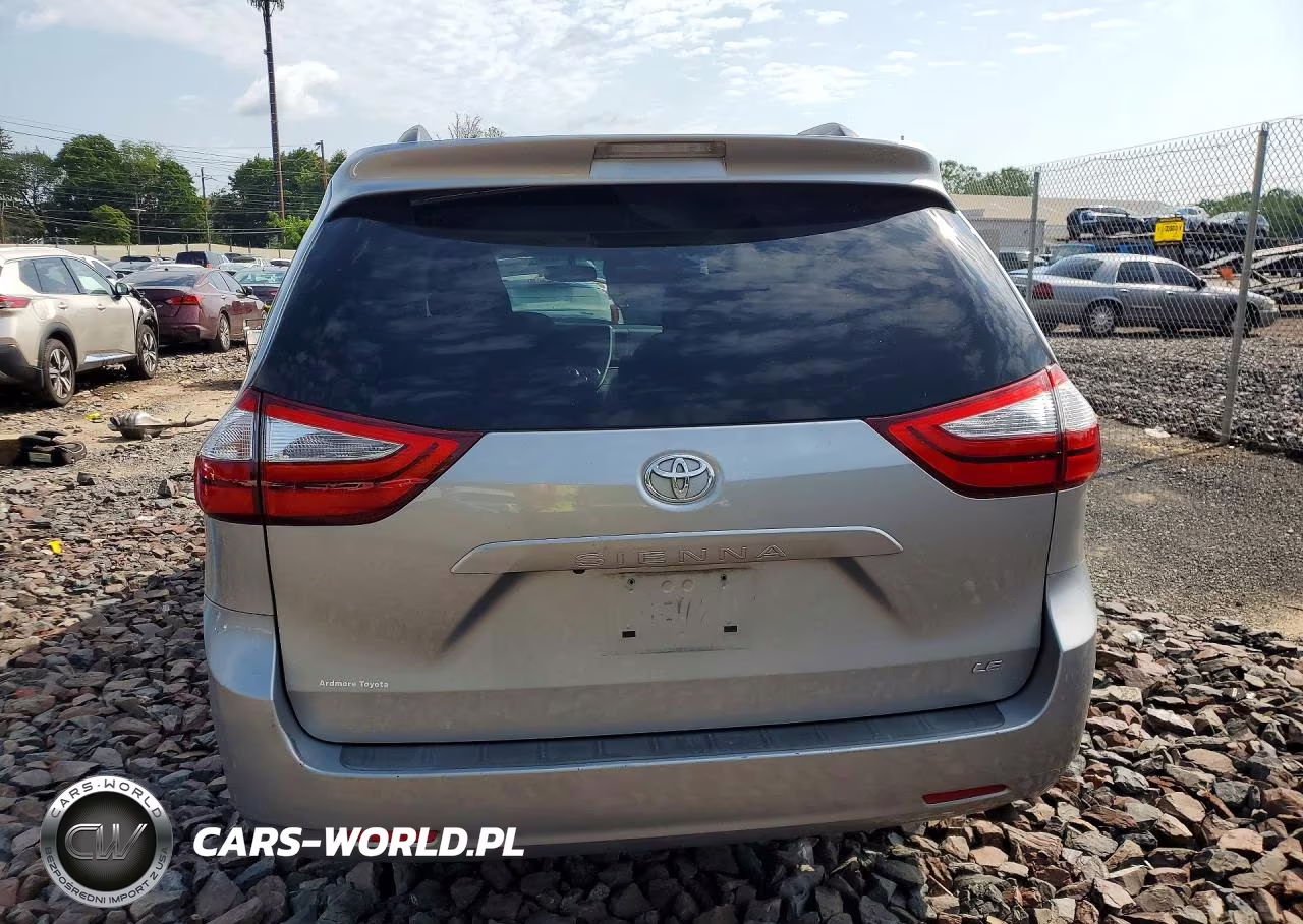 2015 Toyota Sienna Le VIN:5TDKK3DC9FS670631 - 6