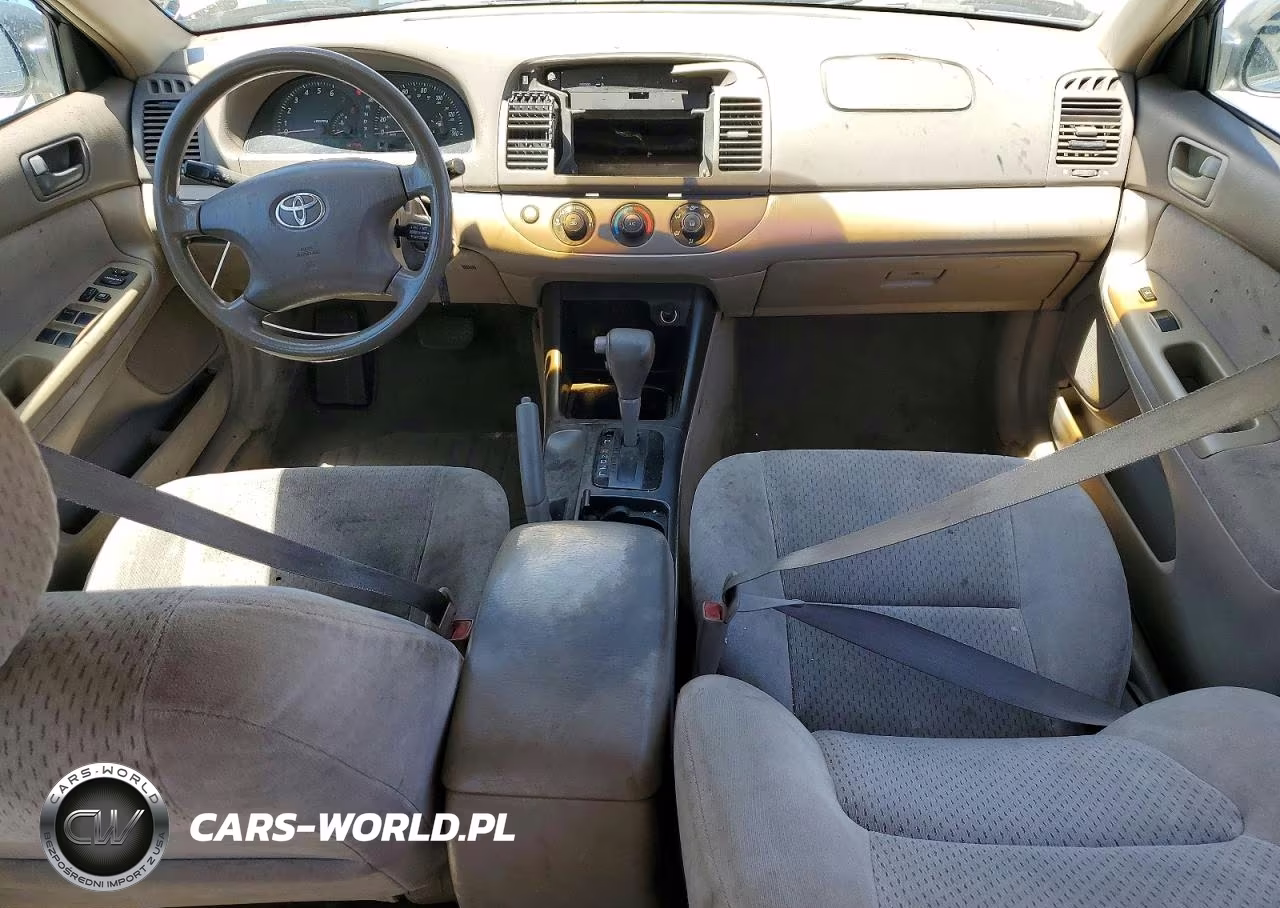 2003 Toyota Camry Le VIN:4T1BE32K23U698632 - 8