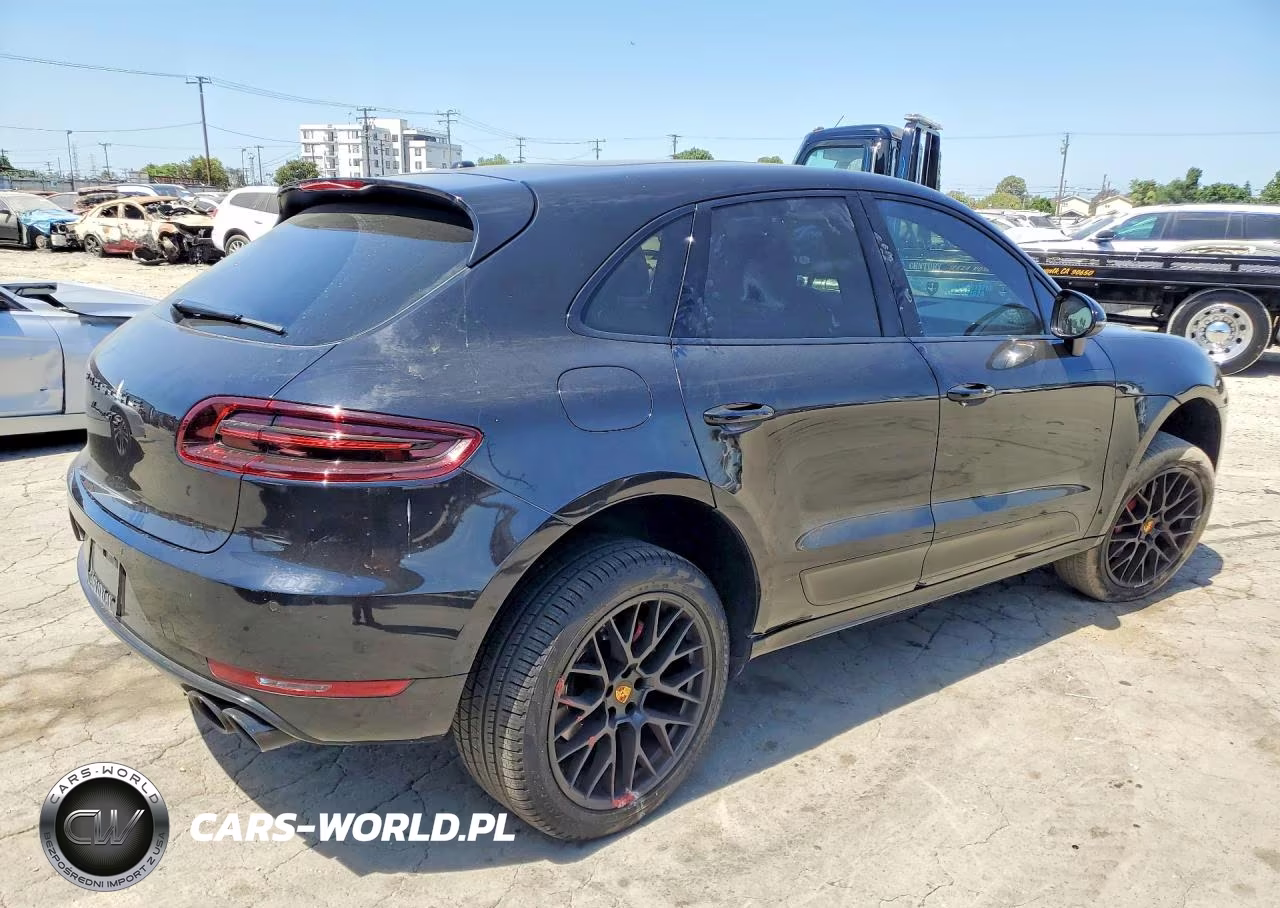2017 Porsche Macan Gts VIN:WP1AG2A57HLB51139 - 3