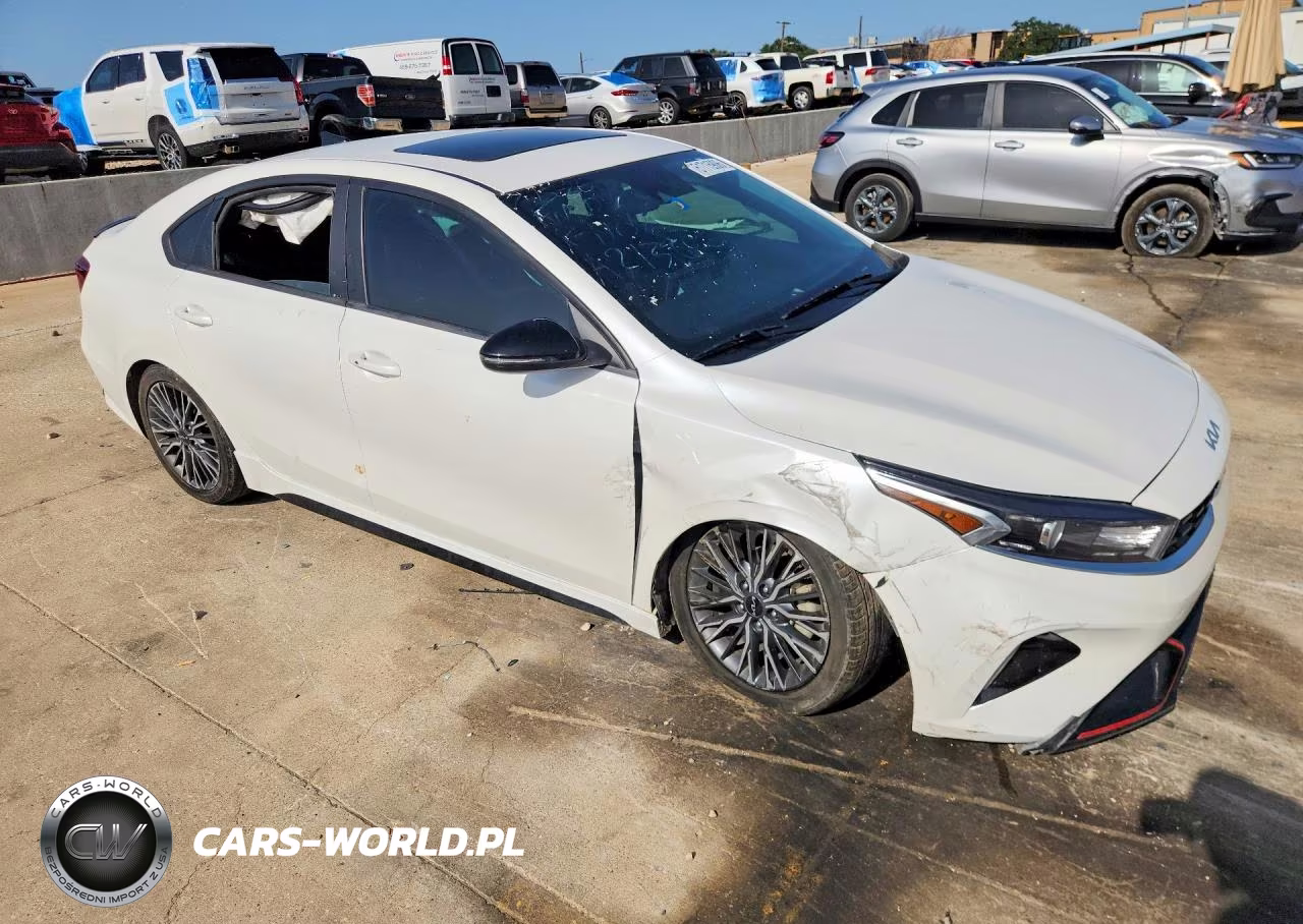 2023 Kia Forte Gt Line VIN:3KPF54AD5PE663957 - 4
