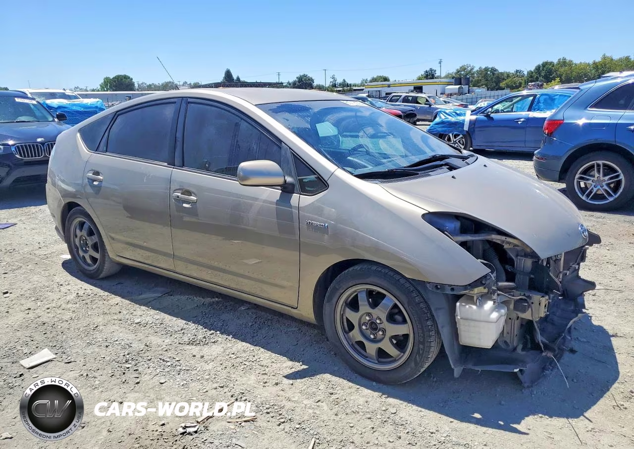 2008 Toyota Prius Touring VIN:JTDKB20UX87760814 - 4