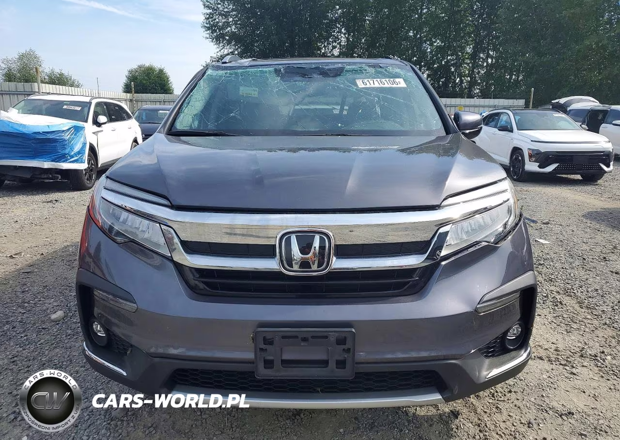 2019 Honda Pilot Touring VIN:5FNYF6H92KB019161 - 5
