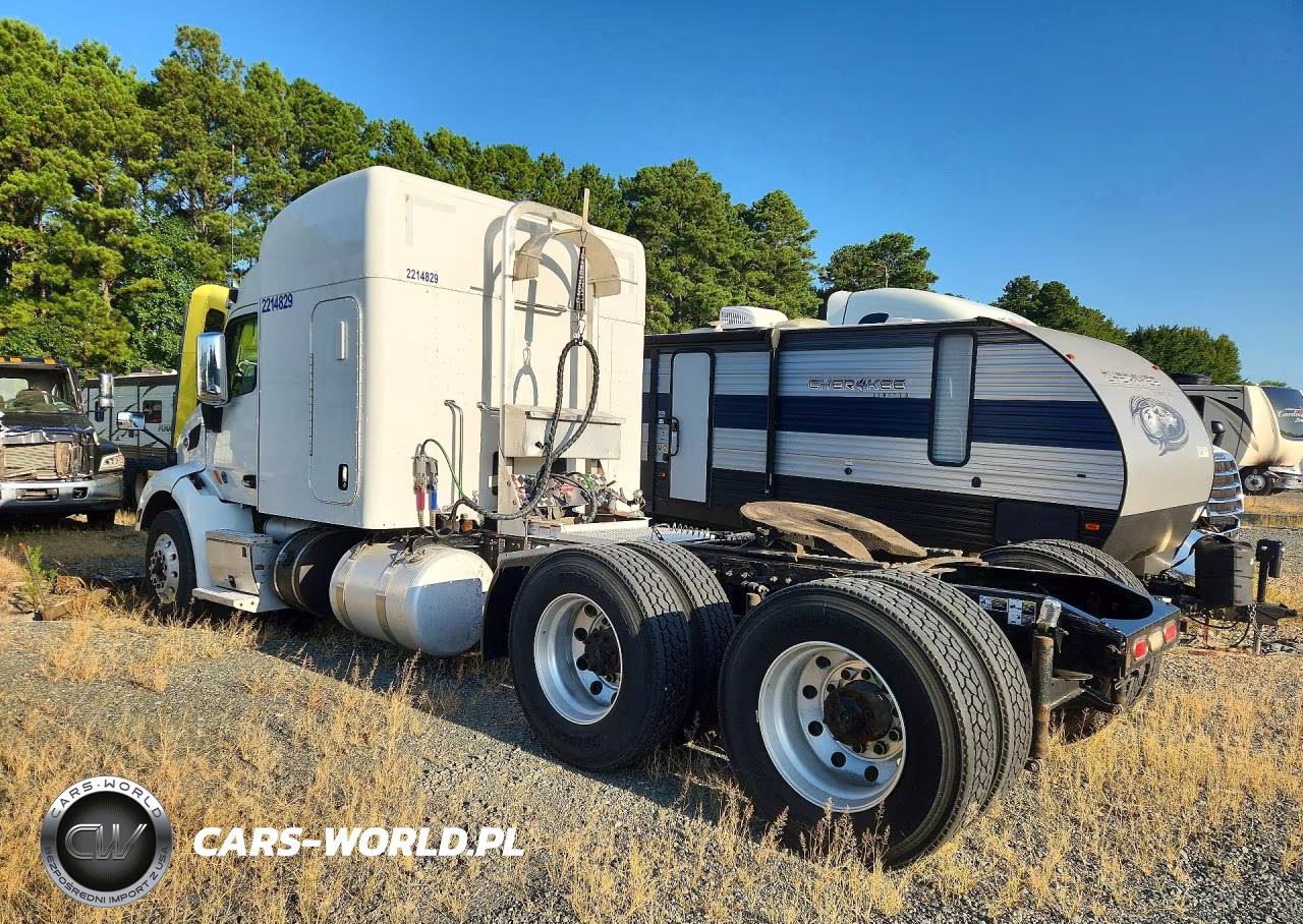 2018 Peterbilt 579 - Semi Truck VIN:1XPBDP9X0JD474092 - 2