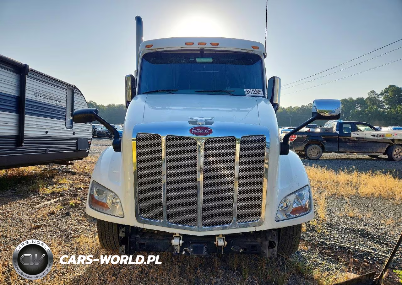 2018 Peterbilt 579 - Semi Truck VIN:1XPBDP9X0JD474092 - 5