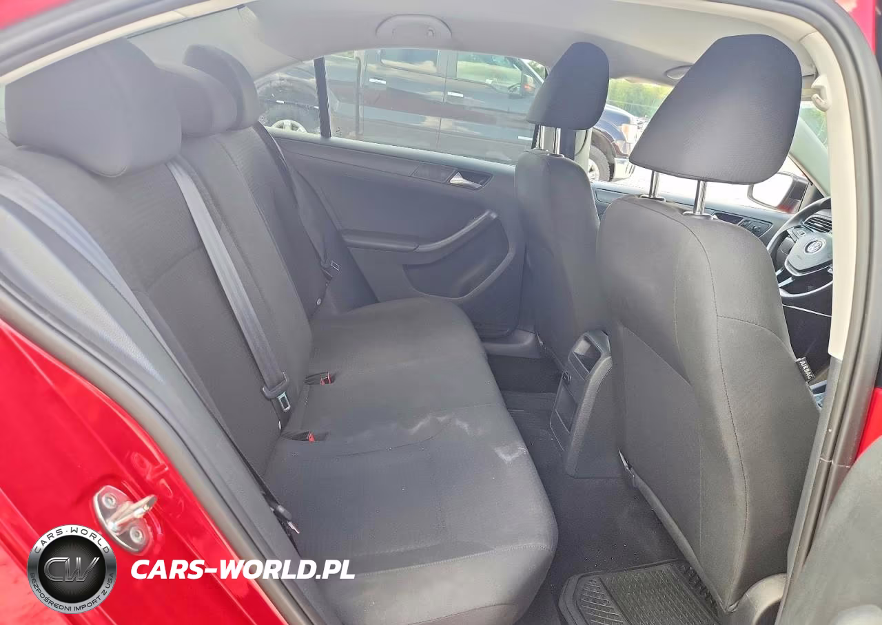 2015 Volkswagen Jetta Base VIN:3VW2K7AJ2FM414810 - 10