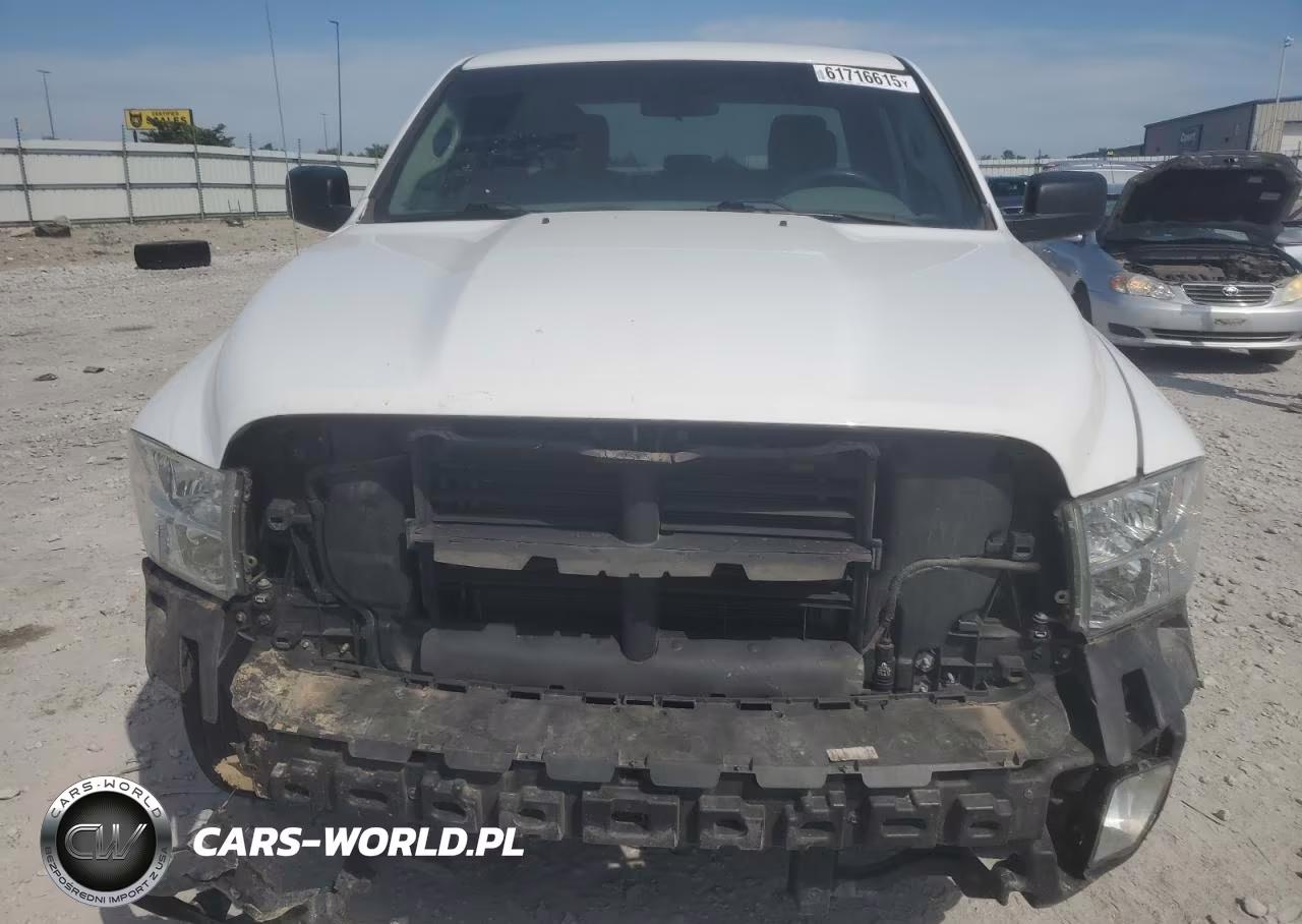 2019 Ram 1500 Classic VIN:1C6RR6FT1KS545771 - 5