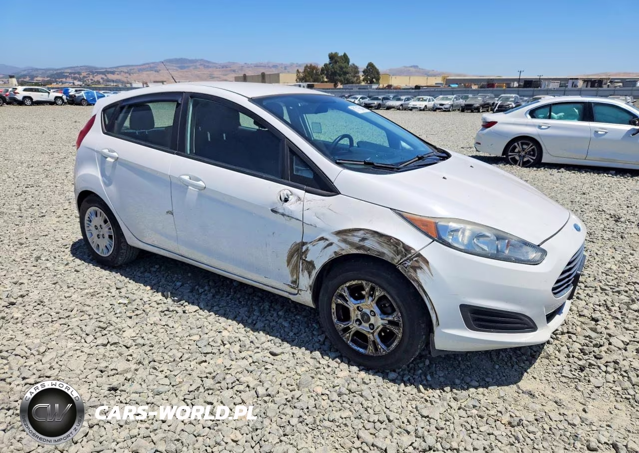 2015 Ford Fiesta Se VIN:3FADP4EJ0FM217050 - 4