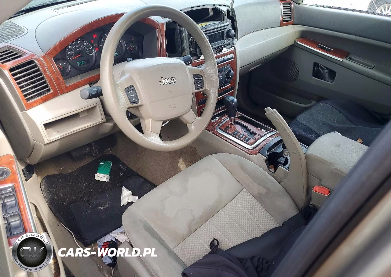 2005 Jeep Grand Cherokee Laredo VIN:1J4GR48K95C598929 - 8