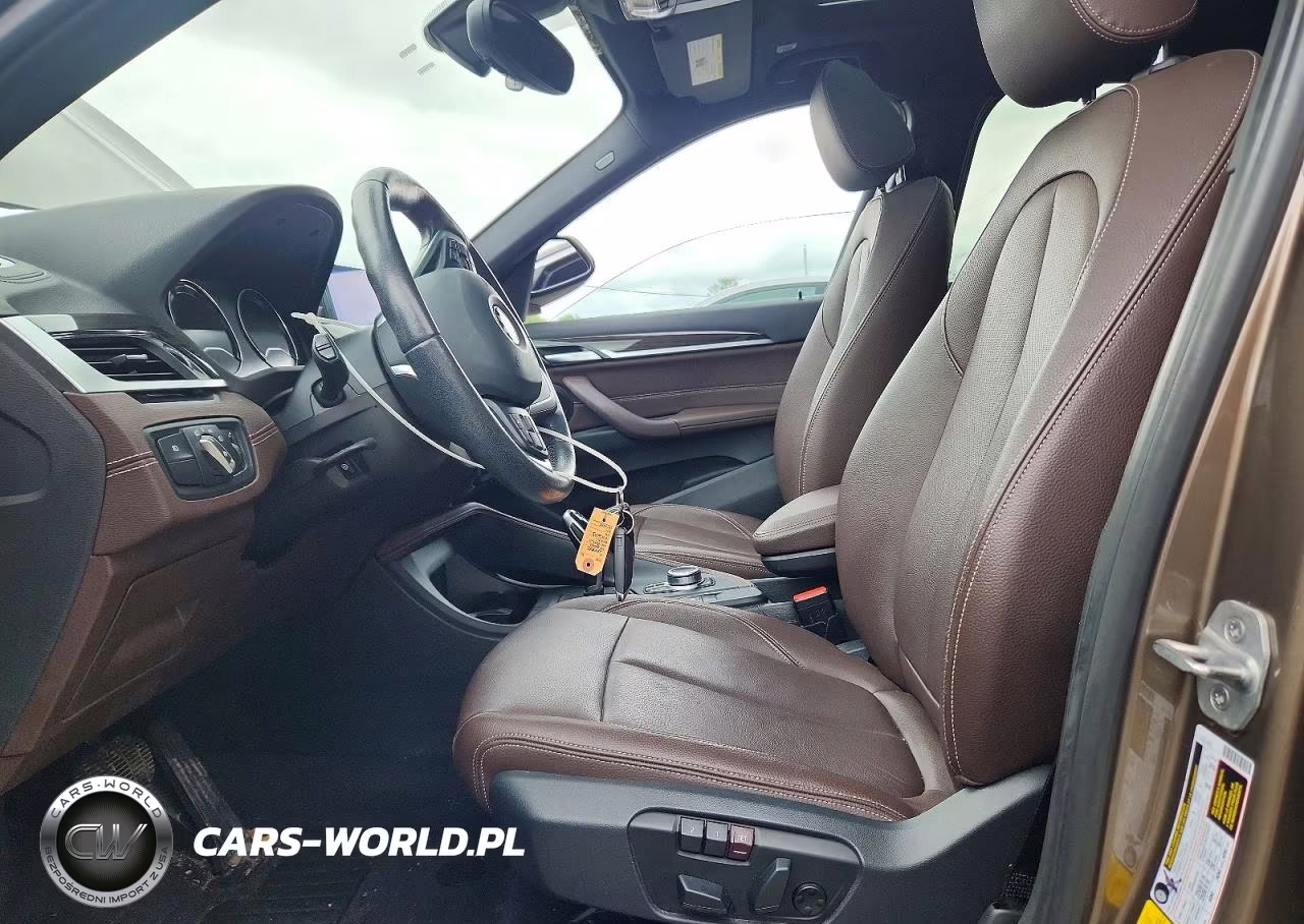 2020 BMW X1 xDrive28I VIN:WBXJG9C02L5P98821 - 7