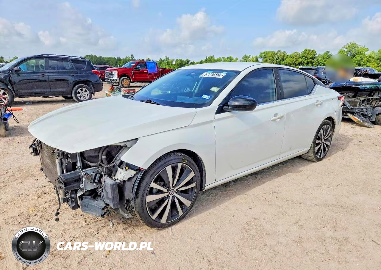 2019 Nissan Altima Sr – zdjęcie 1 z 12