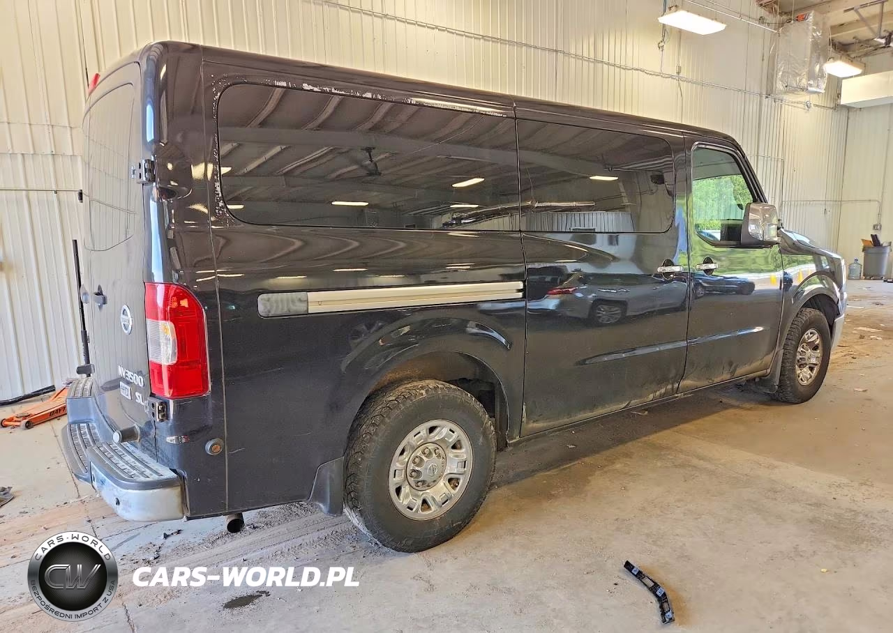 2015 Nissan Nv VIN:5BZAF0AA5FN851149 - 3