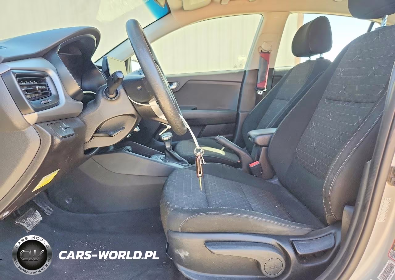 2021 Kia Rio S VIN:3KPA24AD2ME367485 - 7
