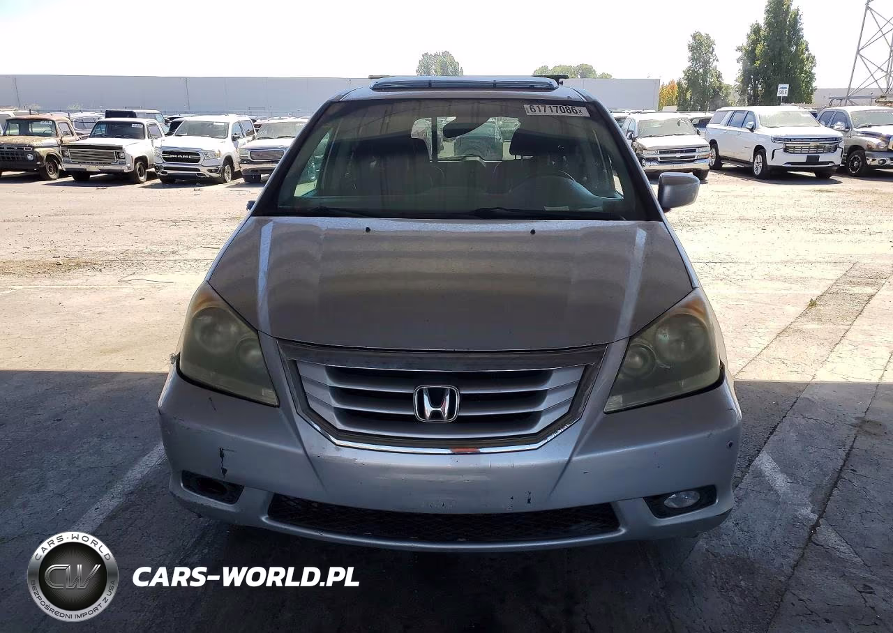 2010 Honda Odyssey Touring VIN:5FNRL3H96AB063027 - 5
