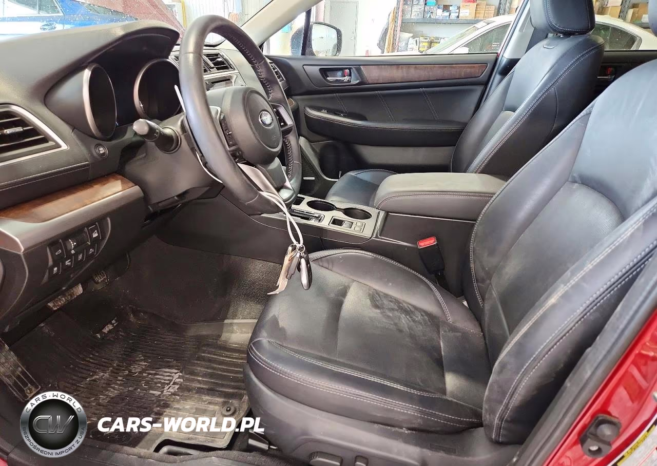 2018 Subaru Outback 3.6R Limited VIN:4S4BSENC1J3336142 - 7