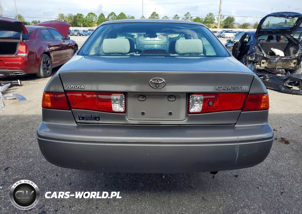 2001 Toyota Camry Ce VIN:4T1BG22K61U040300 - 6