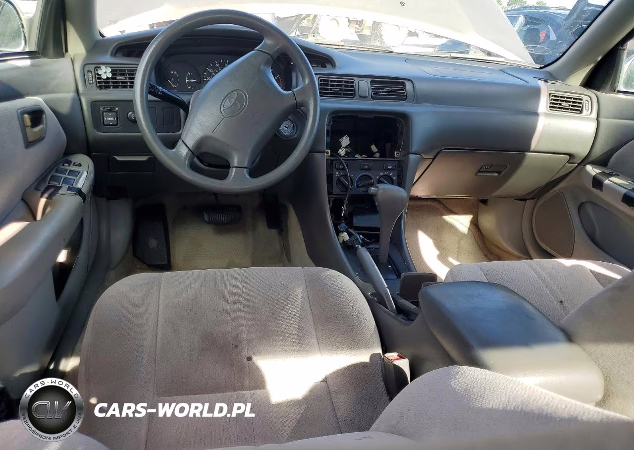 2001 Toyota Camry Ce VIN:4T1BG22K61U040300 - 8