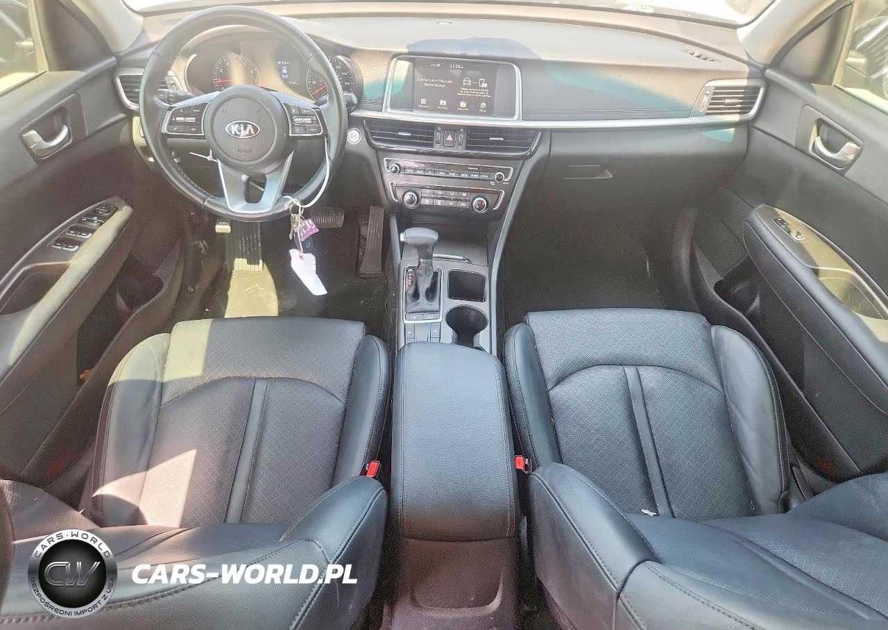 2020 Kia Optima Special Edition VIN:5XXGT4L37LG440755 - 8
