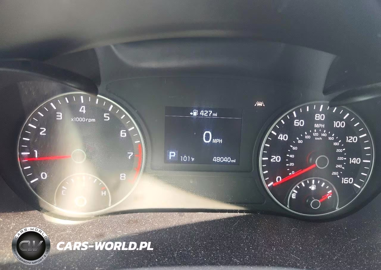 2020 Kia Optima Special Edition VIN:5XXGT4L37LG440755 - 9