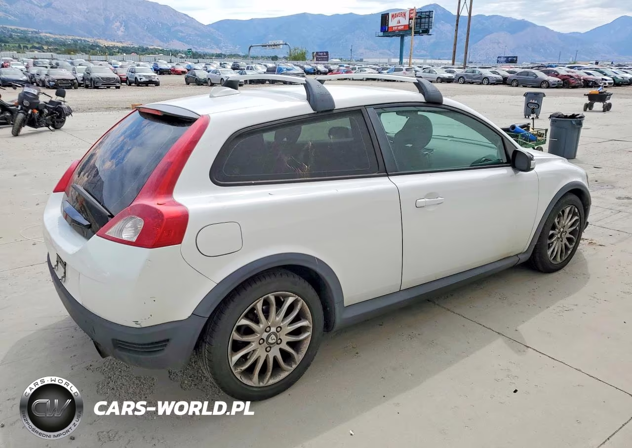 2009 Volvo C30 T5 VIN:YV1MK672692145478 - 3