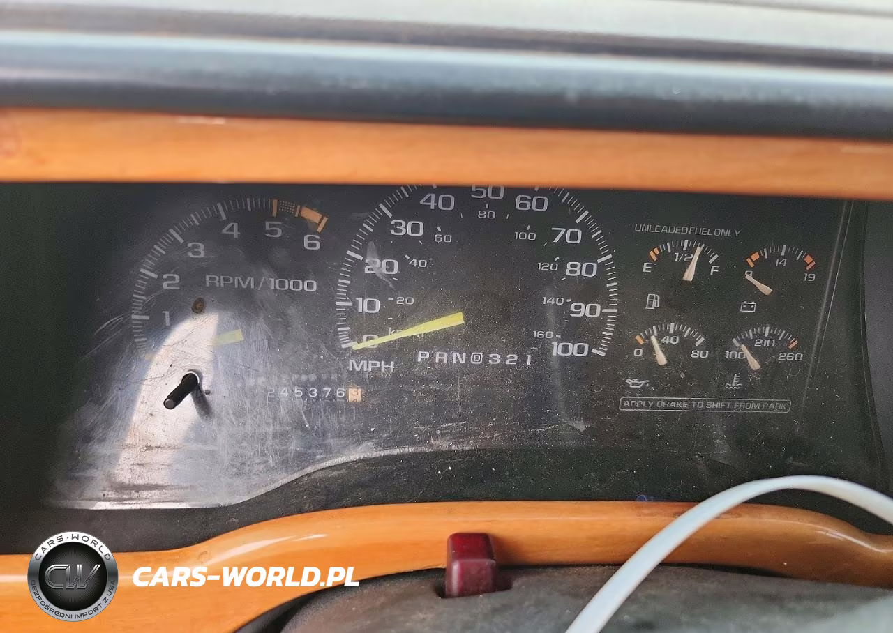 1996 Chevrolet Gmt-400 K1500 VIN:1GBEK19R5TE267900 - 9