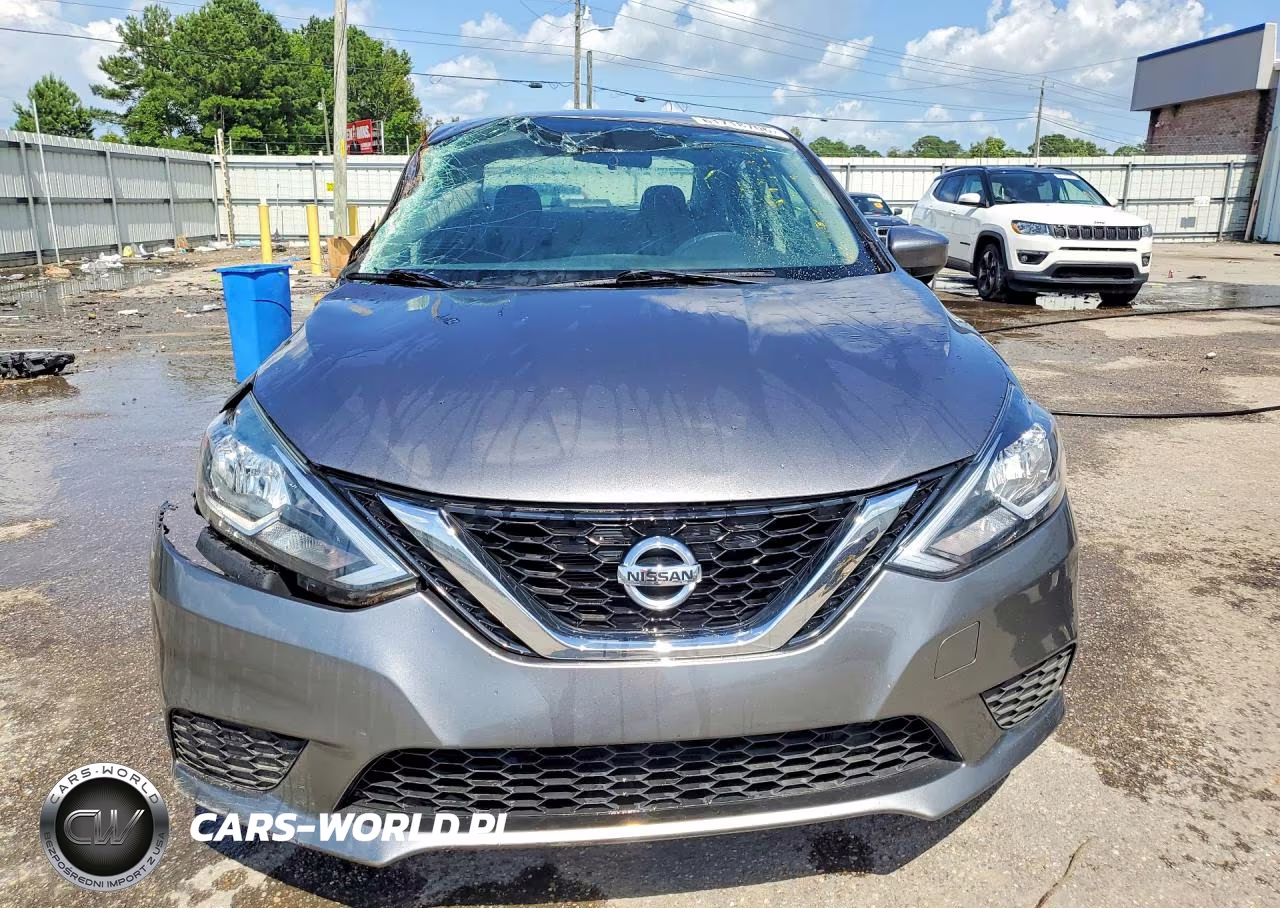 2018 Nissan Sentra S VIN:3N1AB7AP2JY329960 - 5