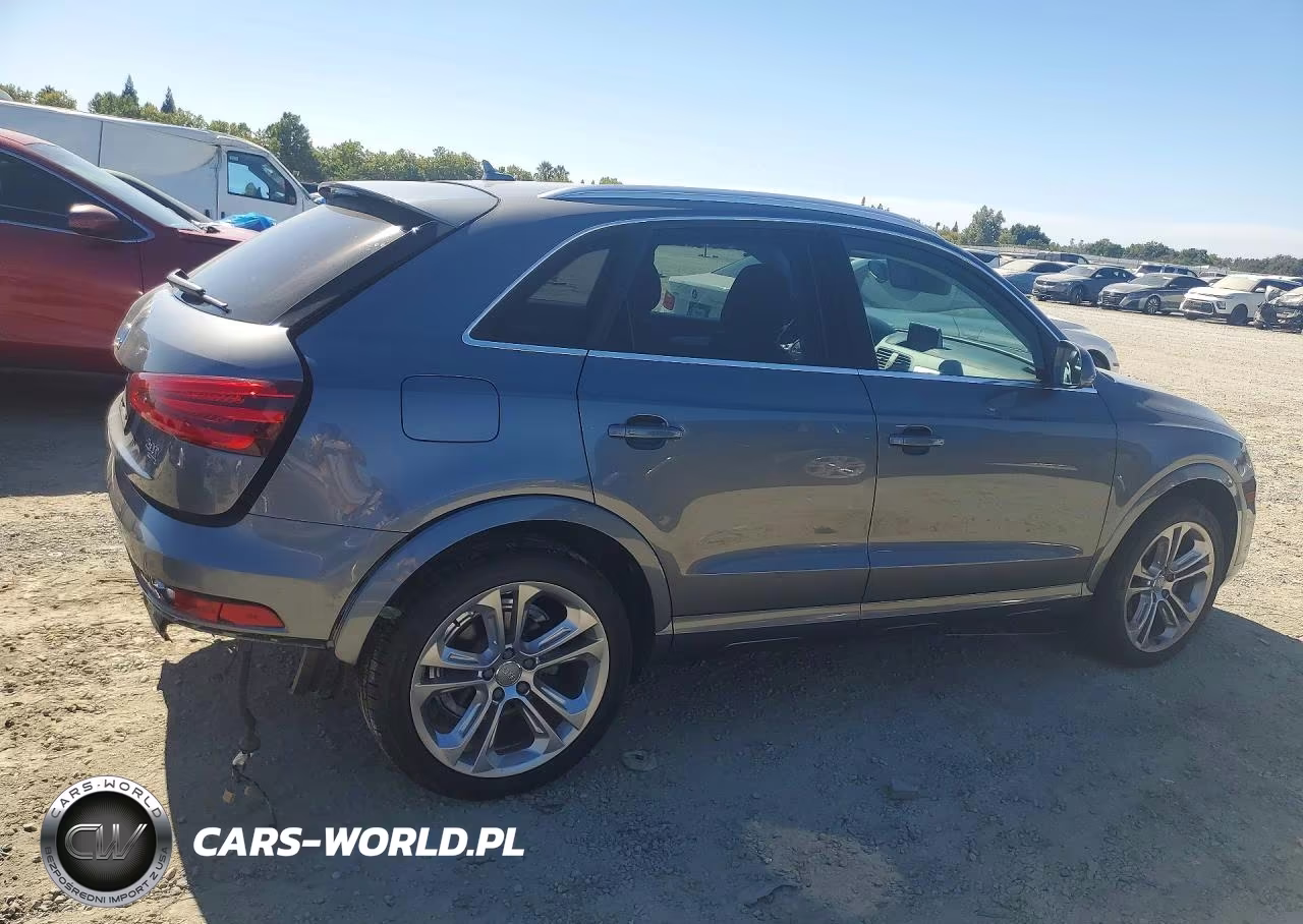 2015 Audi Q3 Prestige VIN:WA1GFCFS9FR000441 - 3