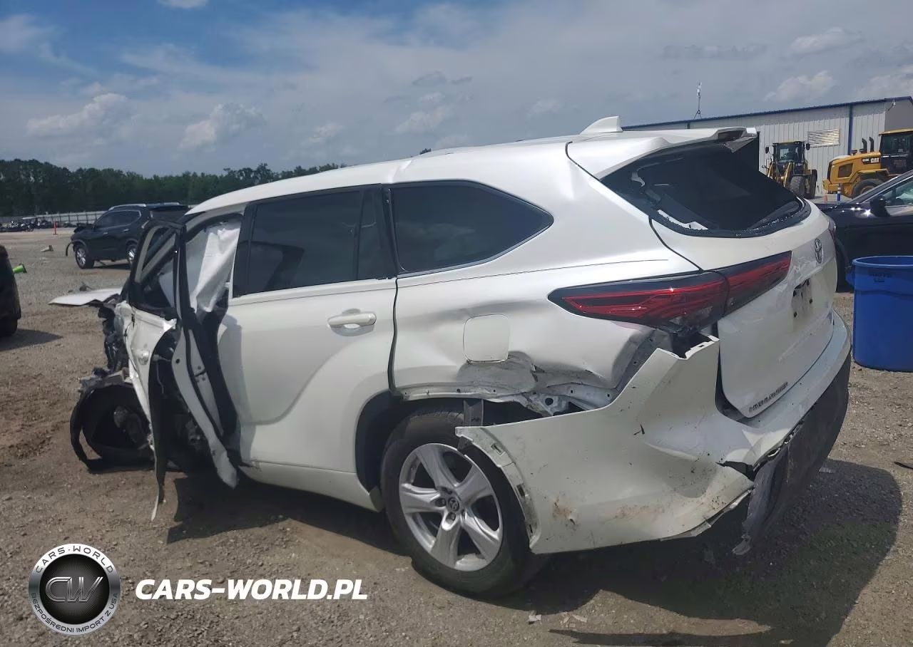 2021 Toyota Highlander Le VIN:5TDZZRAH0MS073037 - 2