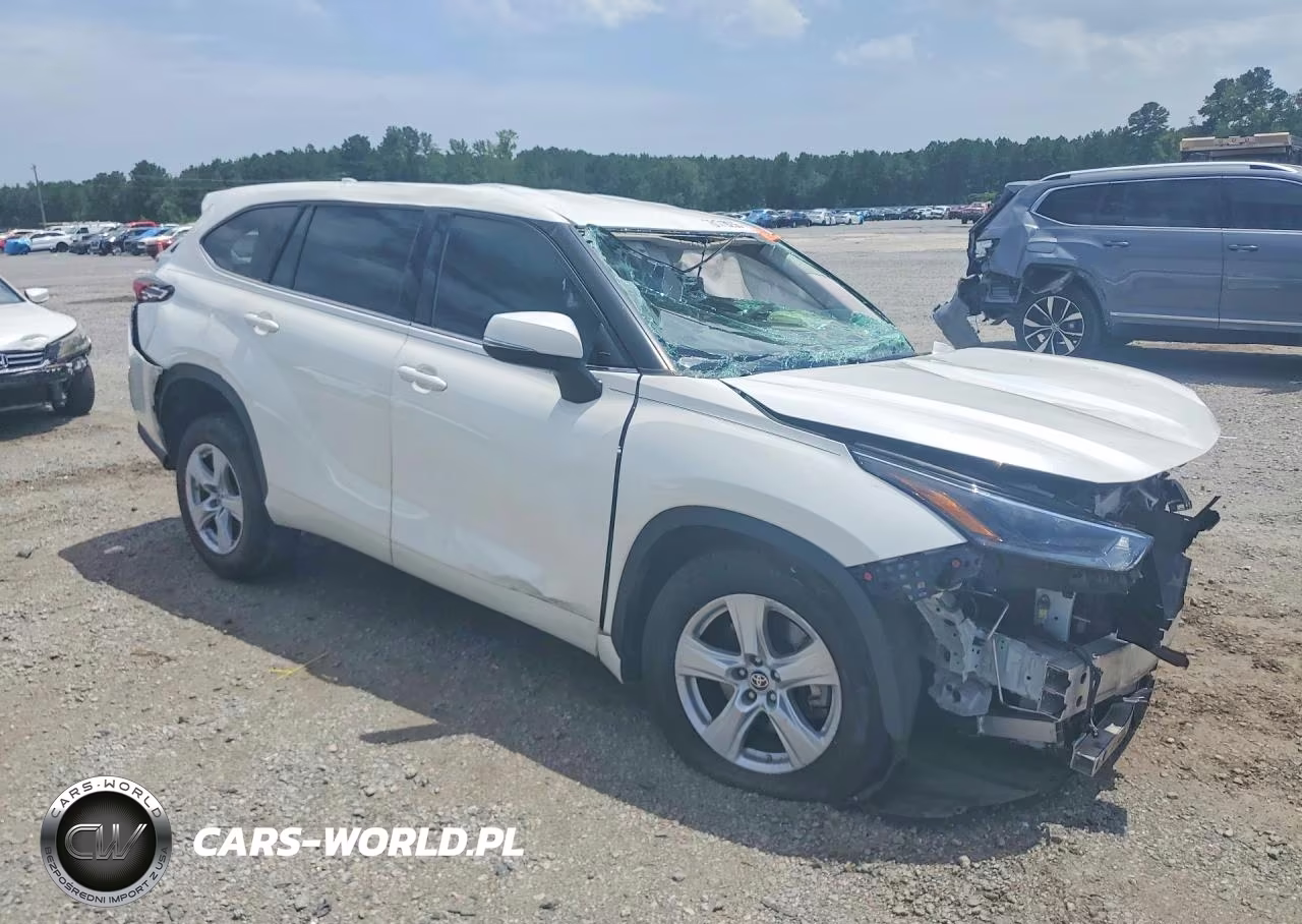 2021 Toyota Highlander Le VIN:5TDZZRAH0MS073037 - 4