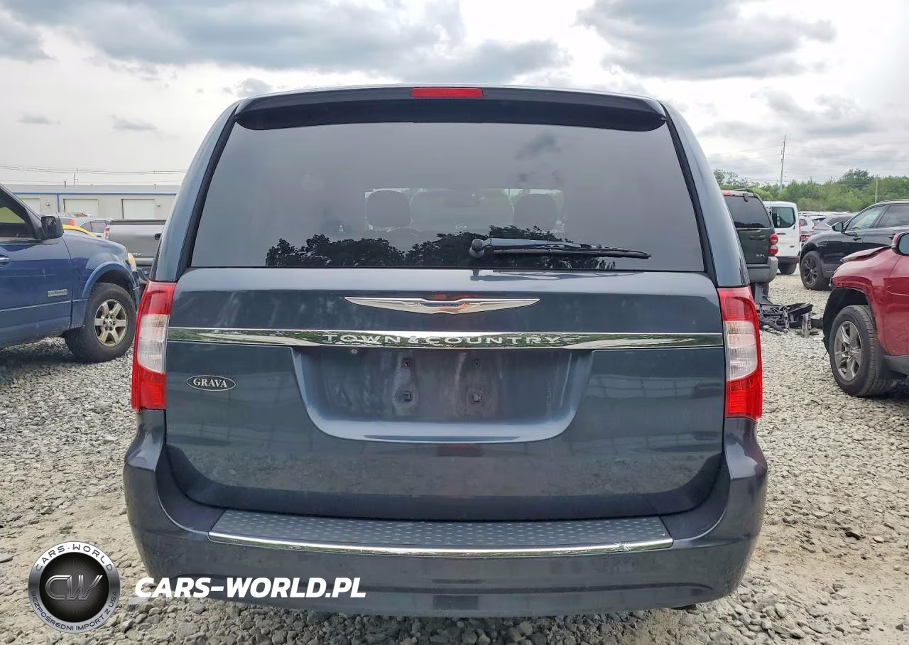 2013 Chrysler Town & Country Touring VIN:2C4RC1BG5DR747636 - 6