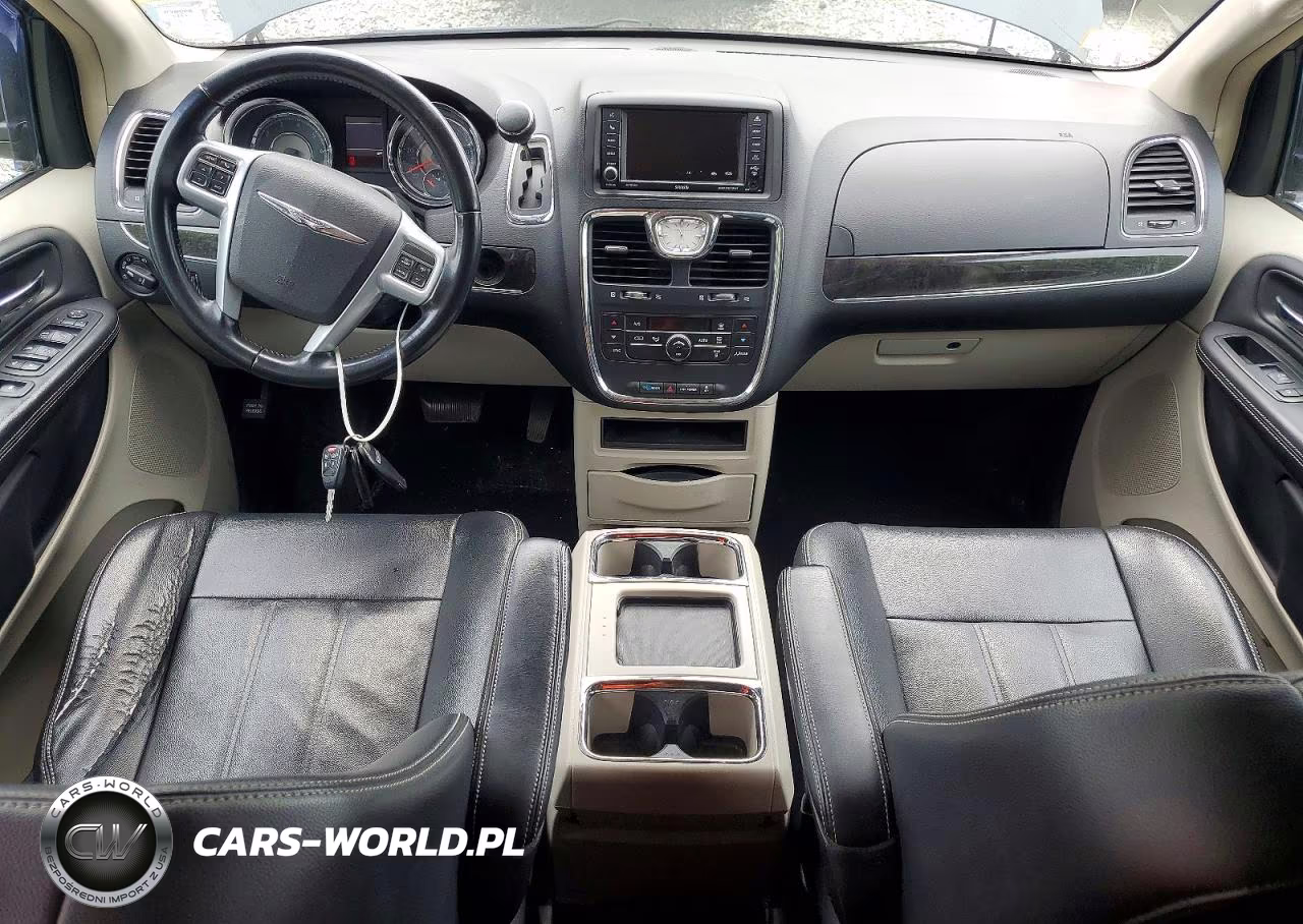 2013 Chrysler Town & Country Touring VIN:2C4RC1BG5DR747636 - 8