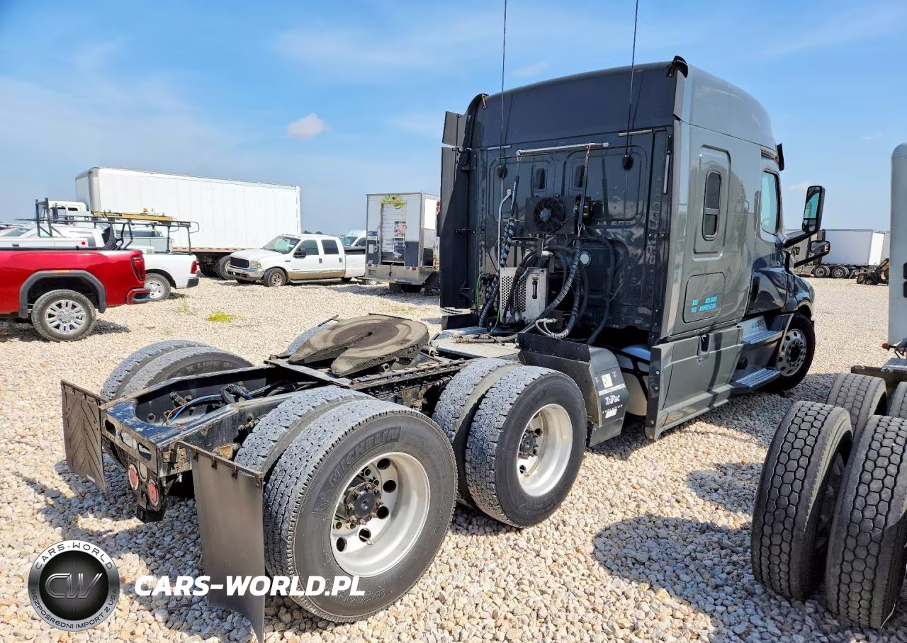 2019 Freightliner Cascadia 1 - Semi Truck VIN:3AKJHHDR7KSKK5759 - 3