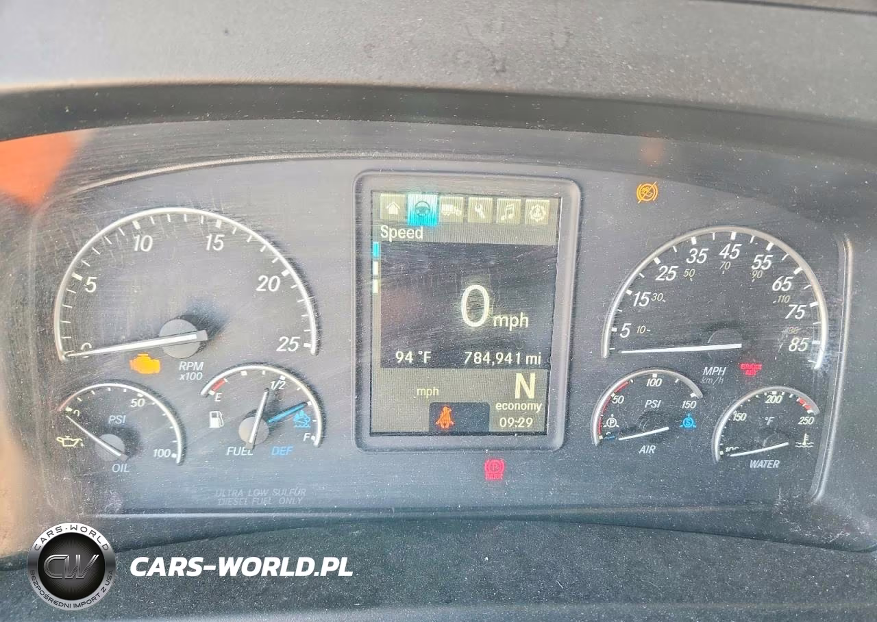 2019 Freightliner Cascadia 1 - Semi Truck VIN:3AKJHHDR7KSKK5759 - 9