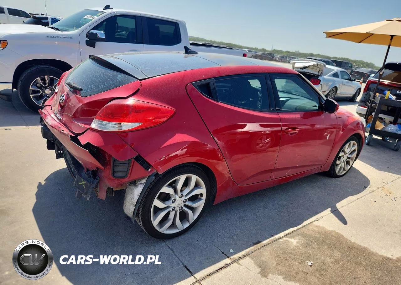 2015 Hyundai Veloster Base VIN:KMHTC6AD2FU244531 - 3