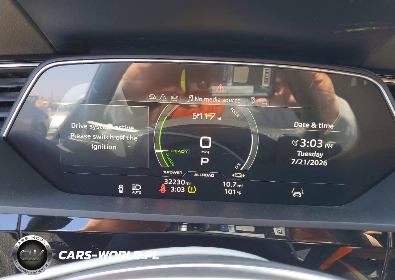 2024 Audi Q8 E-Tron Premium Plus VIN:WA15AAGE4RB036344 - 9
