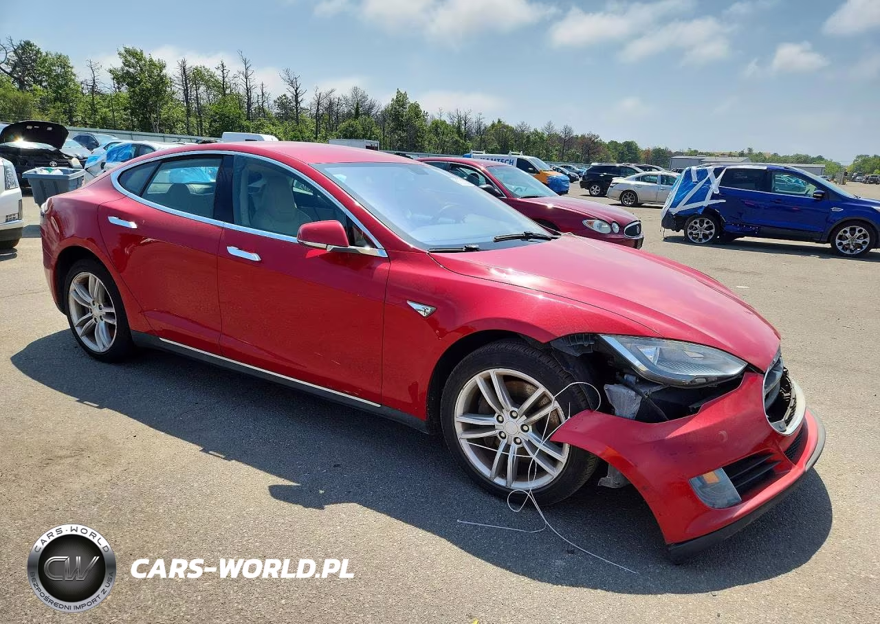 2013 Tesla Model S VIN:5YJSA1DG6DFP08988 - 4