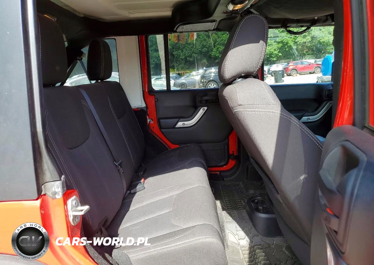 2016 Jeep Wrangler Unlimited Rubicon VIN:1C4BJWFG4GL243896 - 11