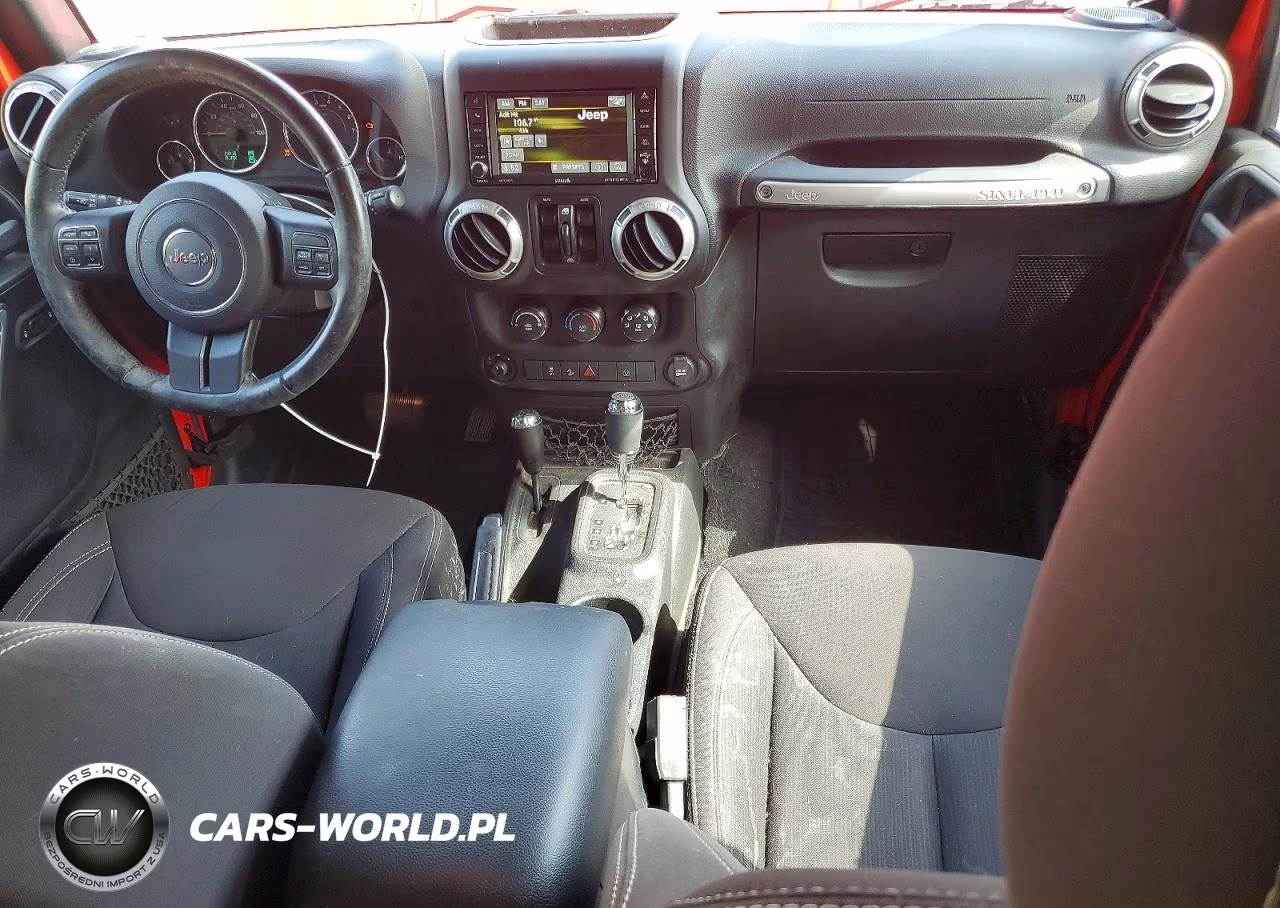2016 Jeep Wrangler Unlimited Rubicon VIN:1C4BJWFG4GL243896 - 8
