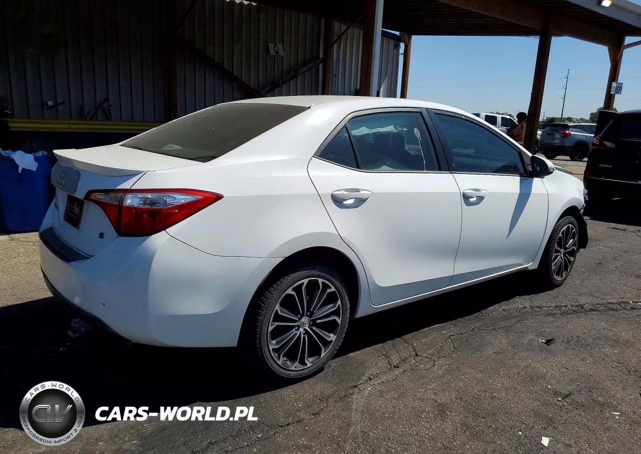 2014 Toyota Corolla S Plus VIN:5YFBURHE3EP044671 - 3